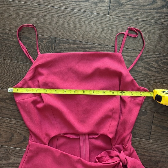 Small romper in a beautiful red and with front opening PTP is 15 size Summer 🤩 - Picture 3 of 3